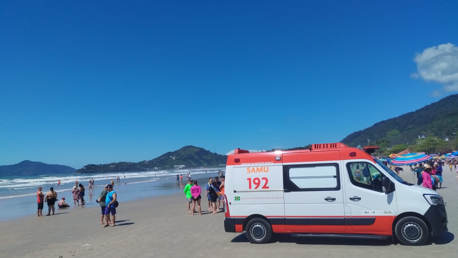 Turistas se afogam em praia de Ubatuba, um morre e outro está desaparecido