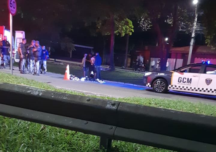 Pedestre morre atropelado em São José dos Campos