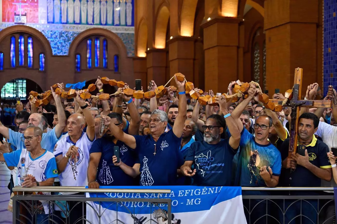Terço dos Homens 2026 terá tema “Com a fé de Maria, rezamos pela família” e acontece de 6 a 8 de fevereiro, em Aparecida