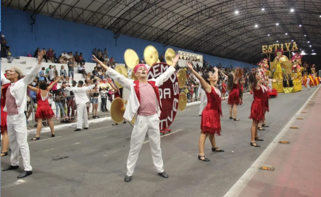Desfiles de escolas de samba no Carnaval 2026 em Taubaté: 3 agremiações são habilitadas e podem receber até R$ 40 mil