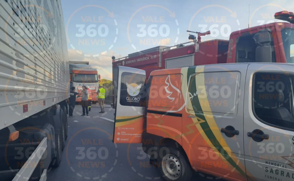 Grave engavetamento entre cinco veículos e ônibus deixa motorista morto e passageiros feridos na Via Dutra