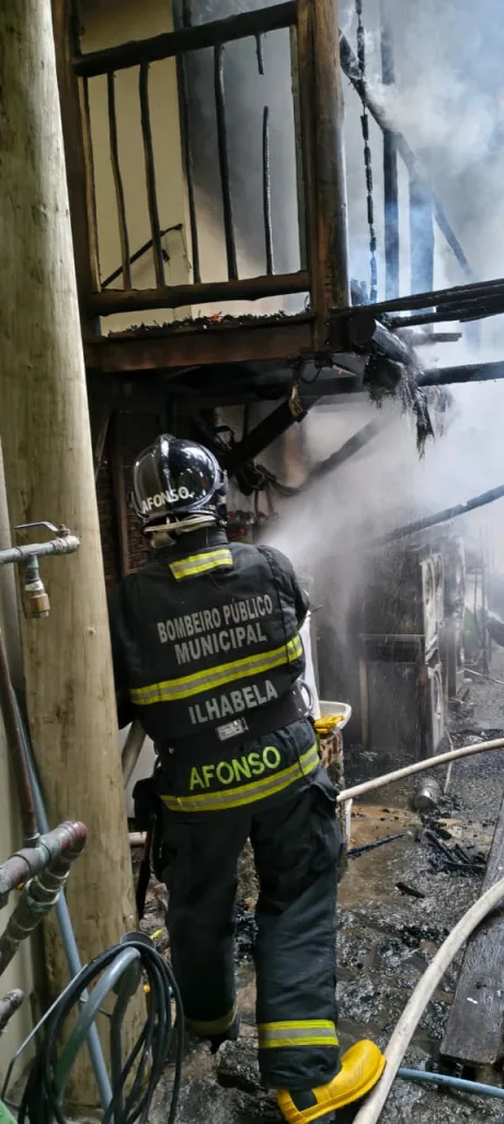 incêndio em hotel em Ilhabela