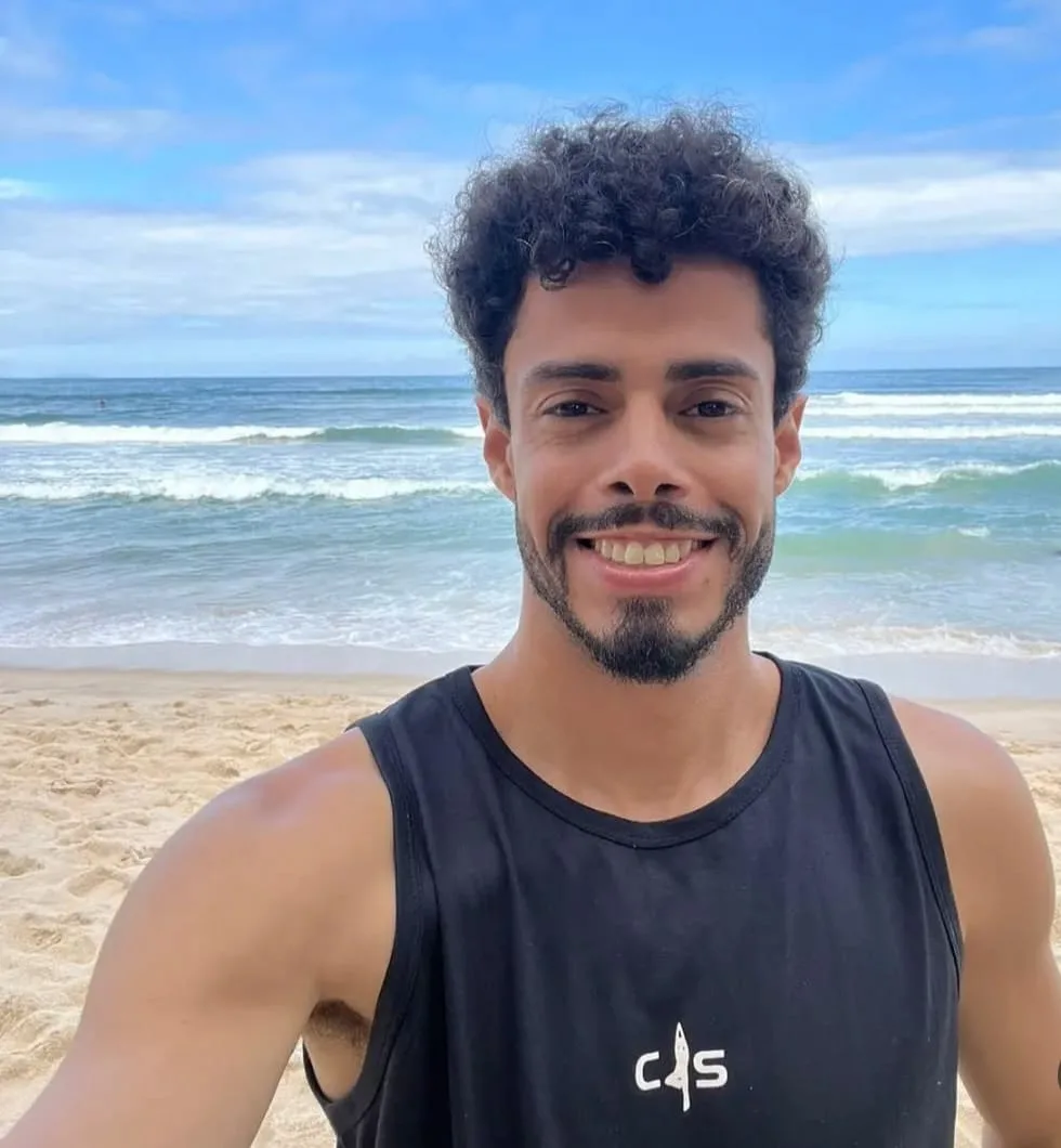 o homem que morreu em Pinda esfaqueado