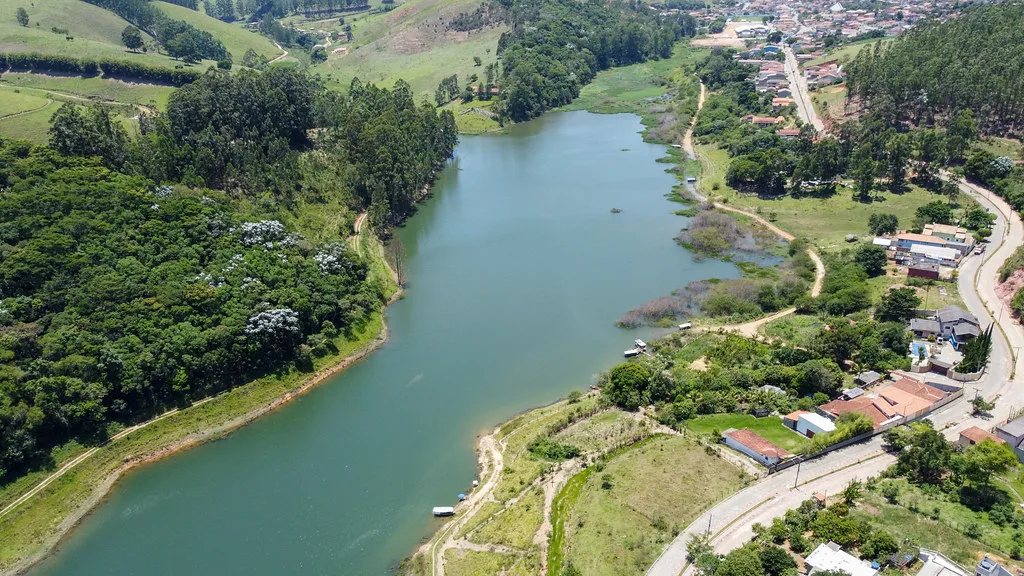 Alerta Hídrico no Vale do Paraíba: reservatórios do Rio Paraíba do Sul registram um dos piores níveis para janeiro desde 1998