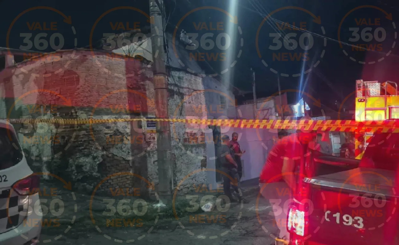 Após discussão, mulher incendeia colchão e fogo destrói residência em São José dos Campos
