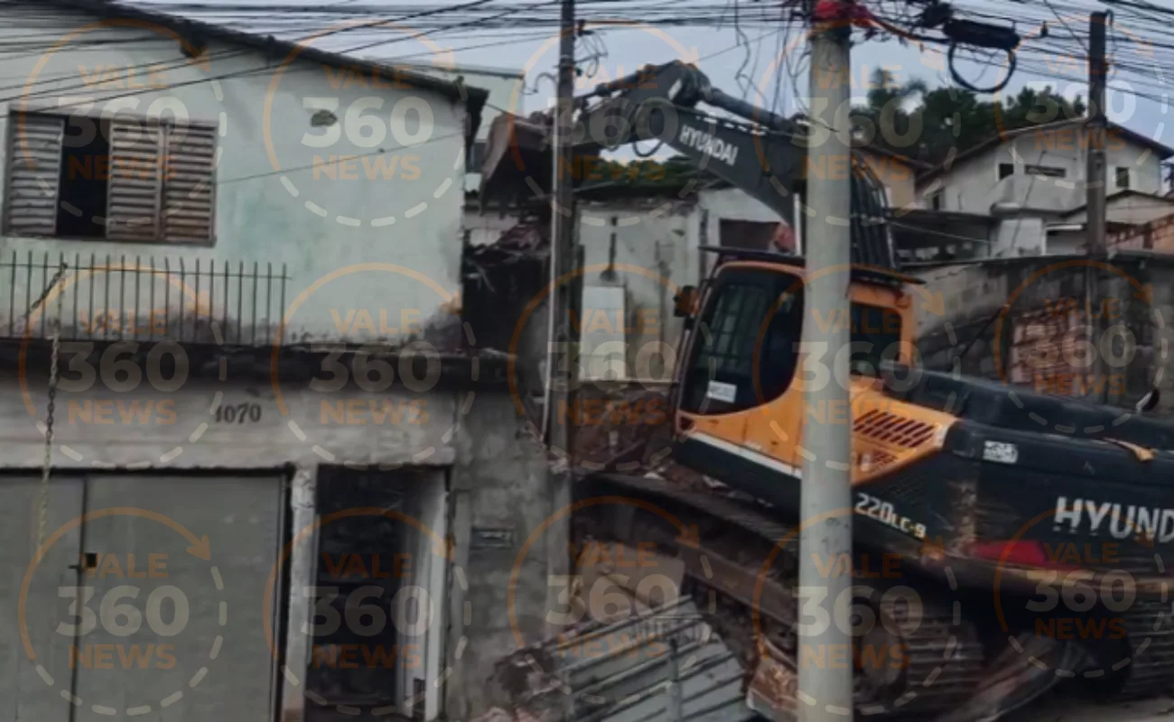 Operação “A Casa Caiu” em São José dos Campos demole “Casa do Crack” e GCM prende traficante