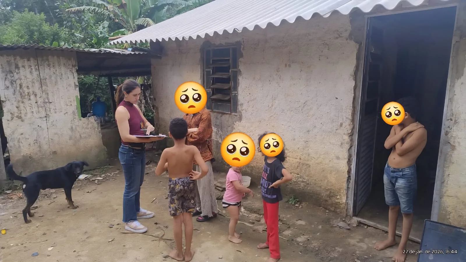 Corrente do Bem: DDM São José dos Campos mobiliza doações para família com 7 crianças encontrada em situação precária na Zona Norte. Saiba como ajudar