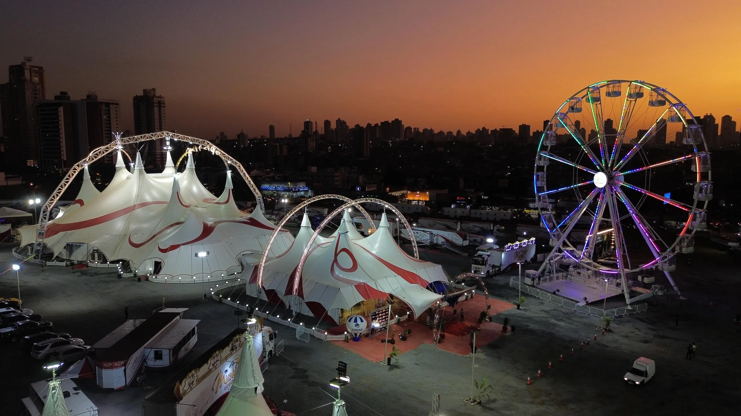Mirage Circus
