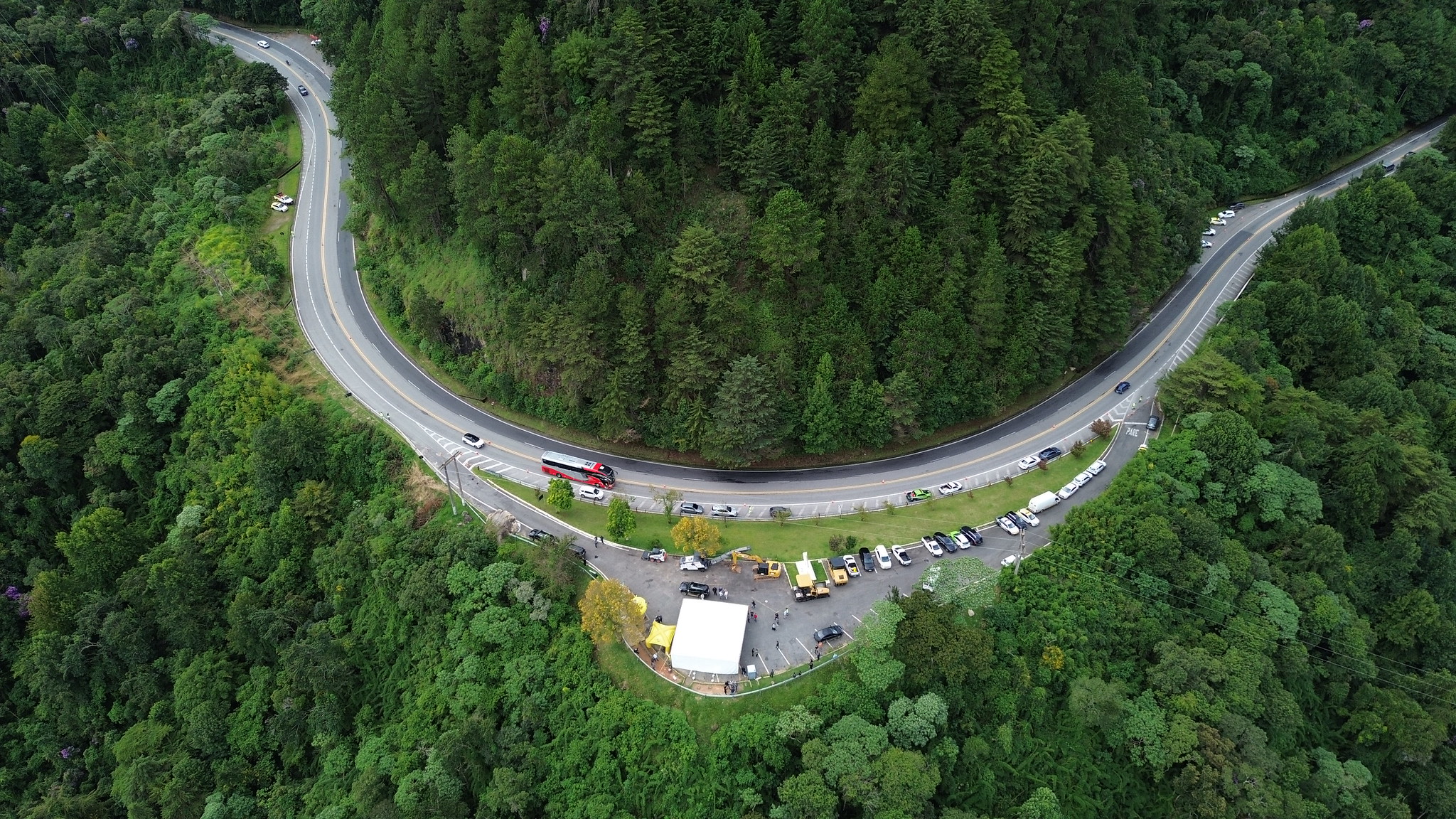 Estrada Campos do Jordão-Taubaté será a primeira rodovia inteligente de São Paulo, com Wi-Fi e recarga elétrica