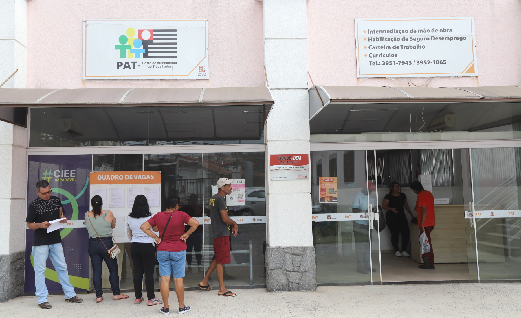 110 vagas no PAT de Jacareí para limpeza urbana