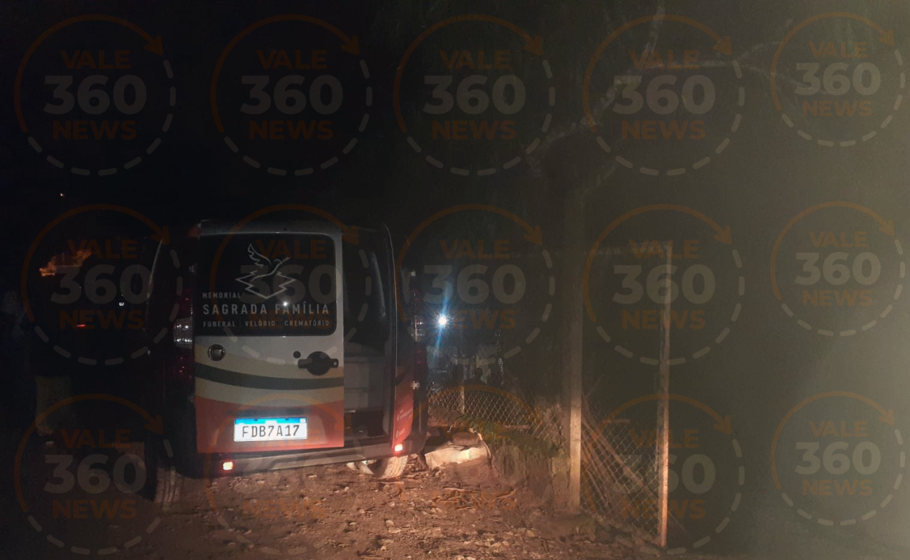 Corpo carbonizado em Taubaté é encontrado dentro de rancho destruído por incêndio