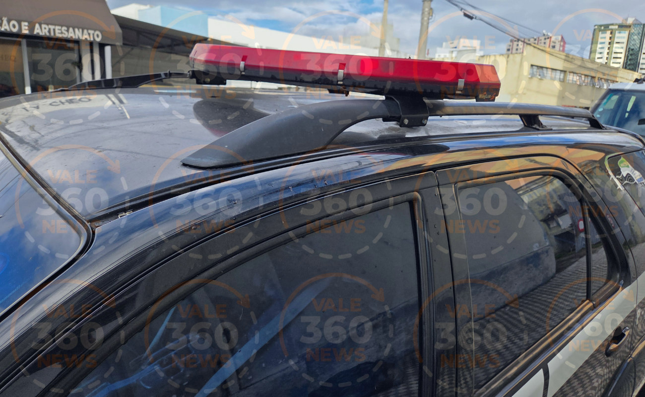 Para proteger amigas, mulher é esfaqueada em São José dos Campos: Polícia investiga tentativa de homicídio