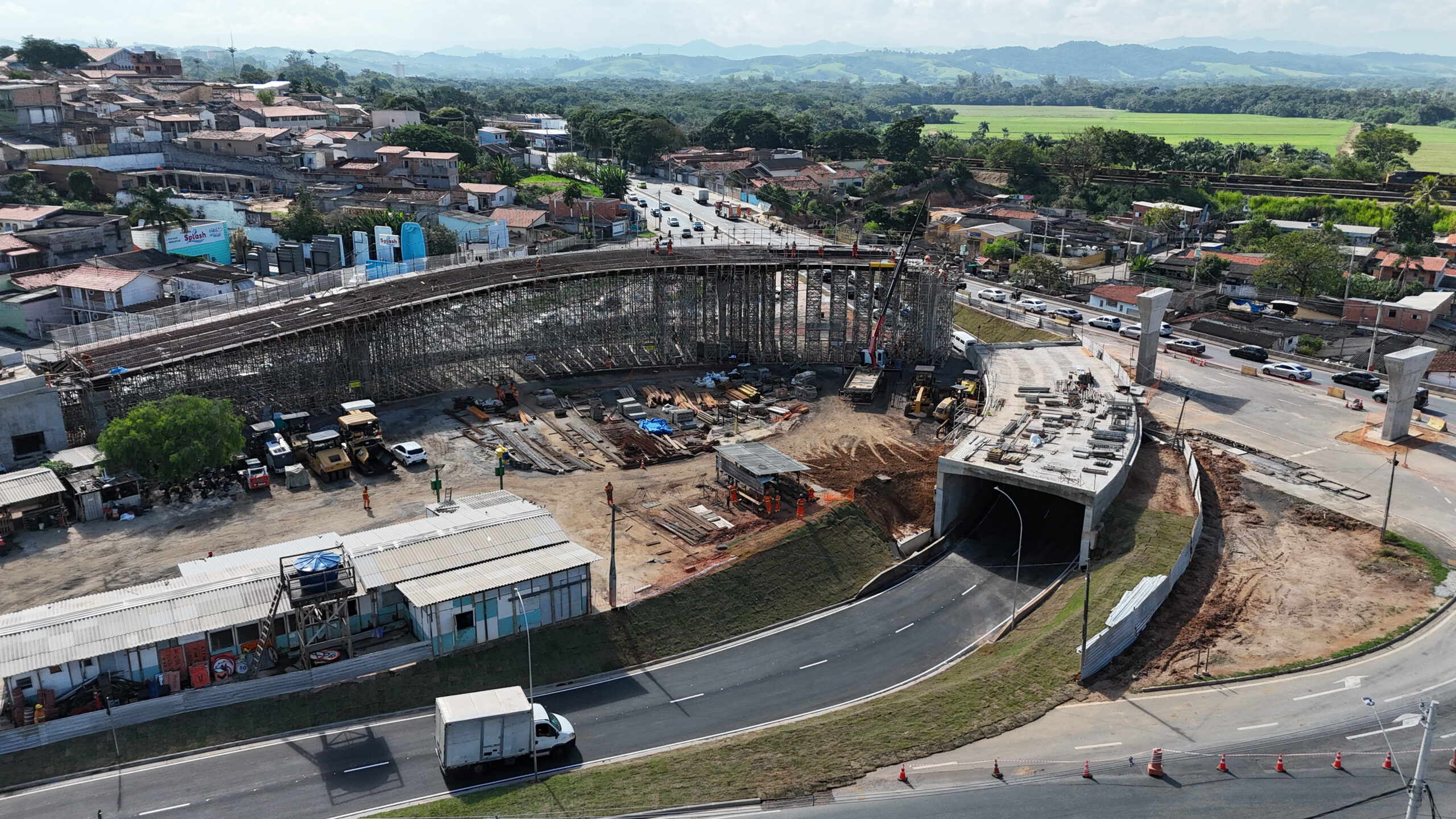 Passagem inferior da Sebastião Gualberto