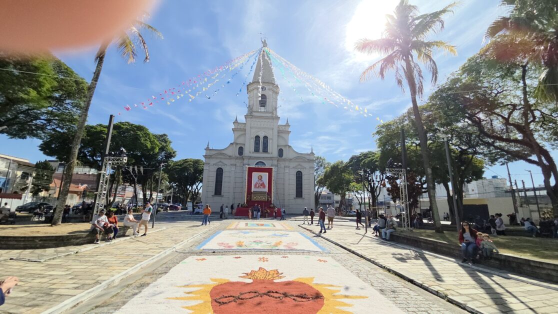 Programação do Corpus Christi em Caçapava 2026 terá Caminhos de Arte e Fé com tapetes e oficinas culturais 1 Corpus Christi em Caçapava 2026