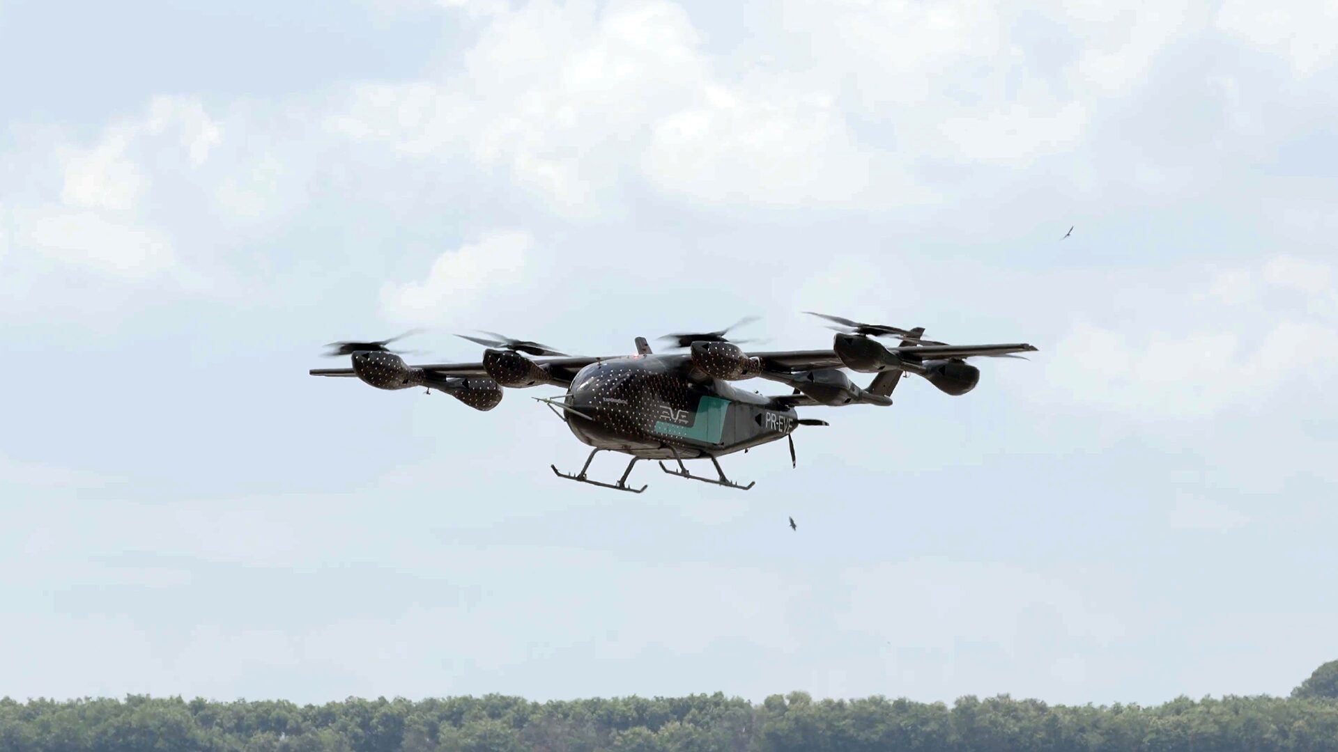 evtol-da-eve-avanca-para-voos-de-transicao