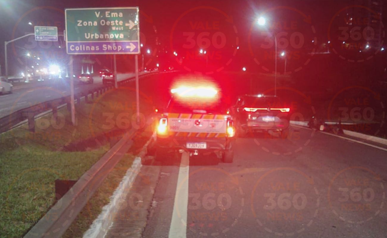 motociclista-bate-em-viatura-da-mobilidade-urbana-em-sao-jose-dos-campos