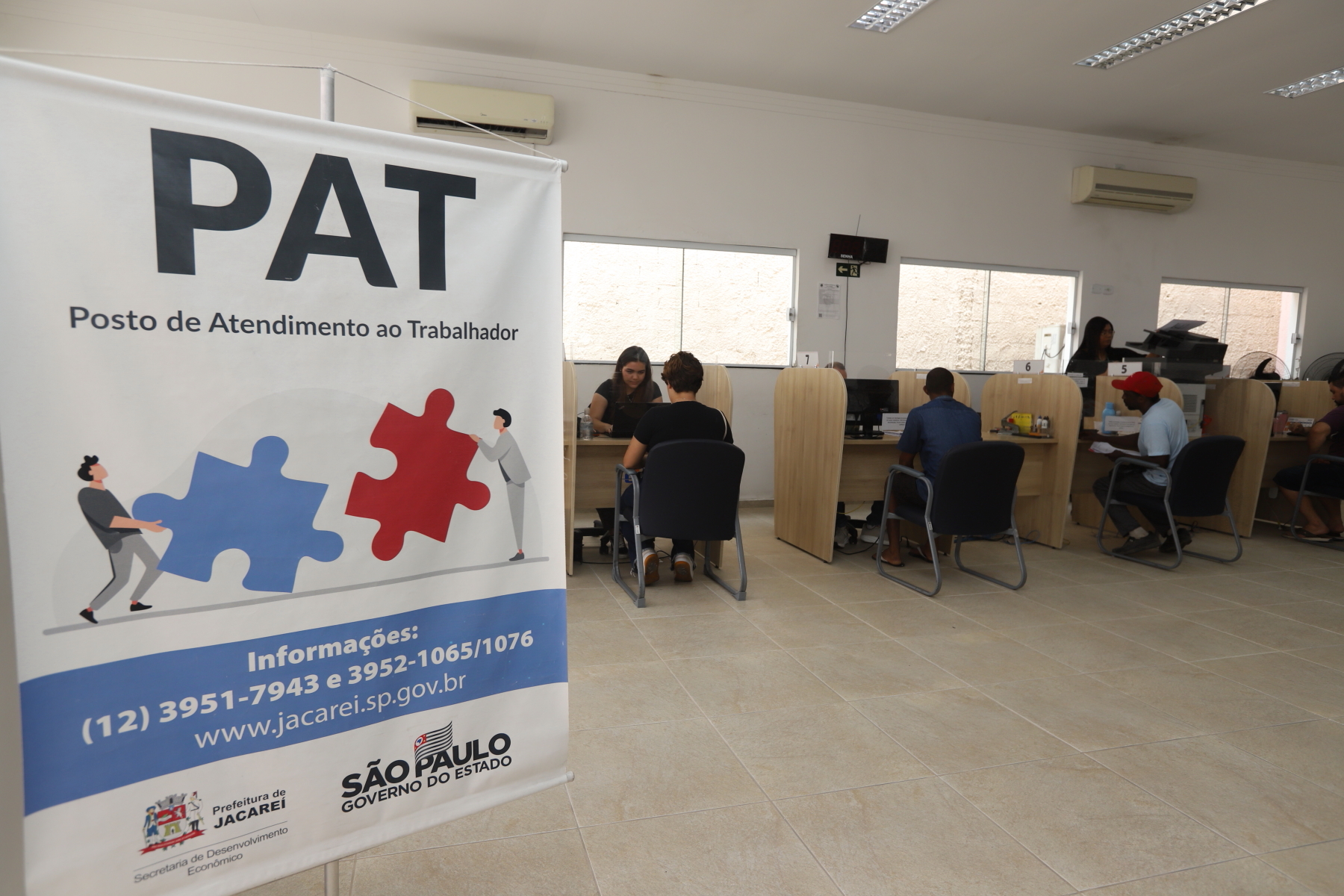 pat-de-jacarei-tem-30-vagas-para-supermercado