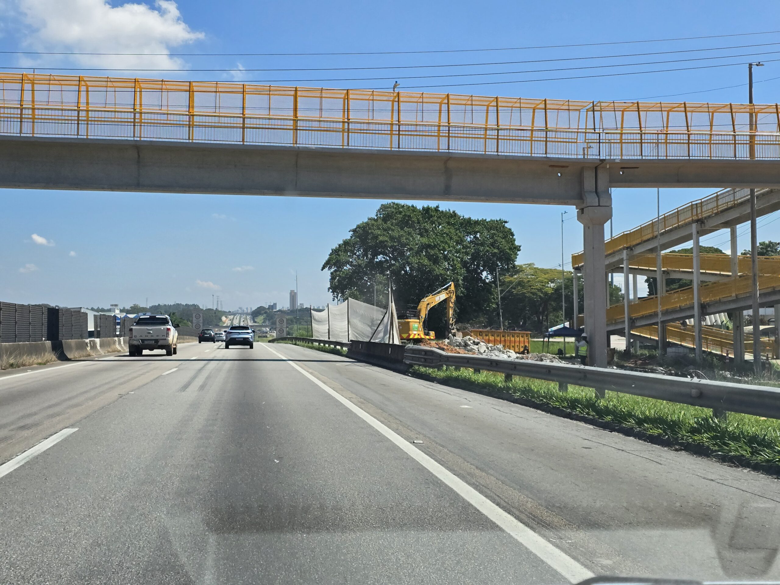 Obra da Via Dutra em Caçapava