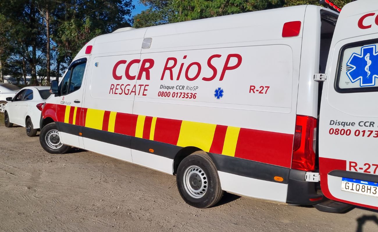 Motociclista morre após atropelar cavalo na Dutra em Pinda
