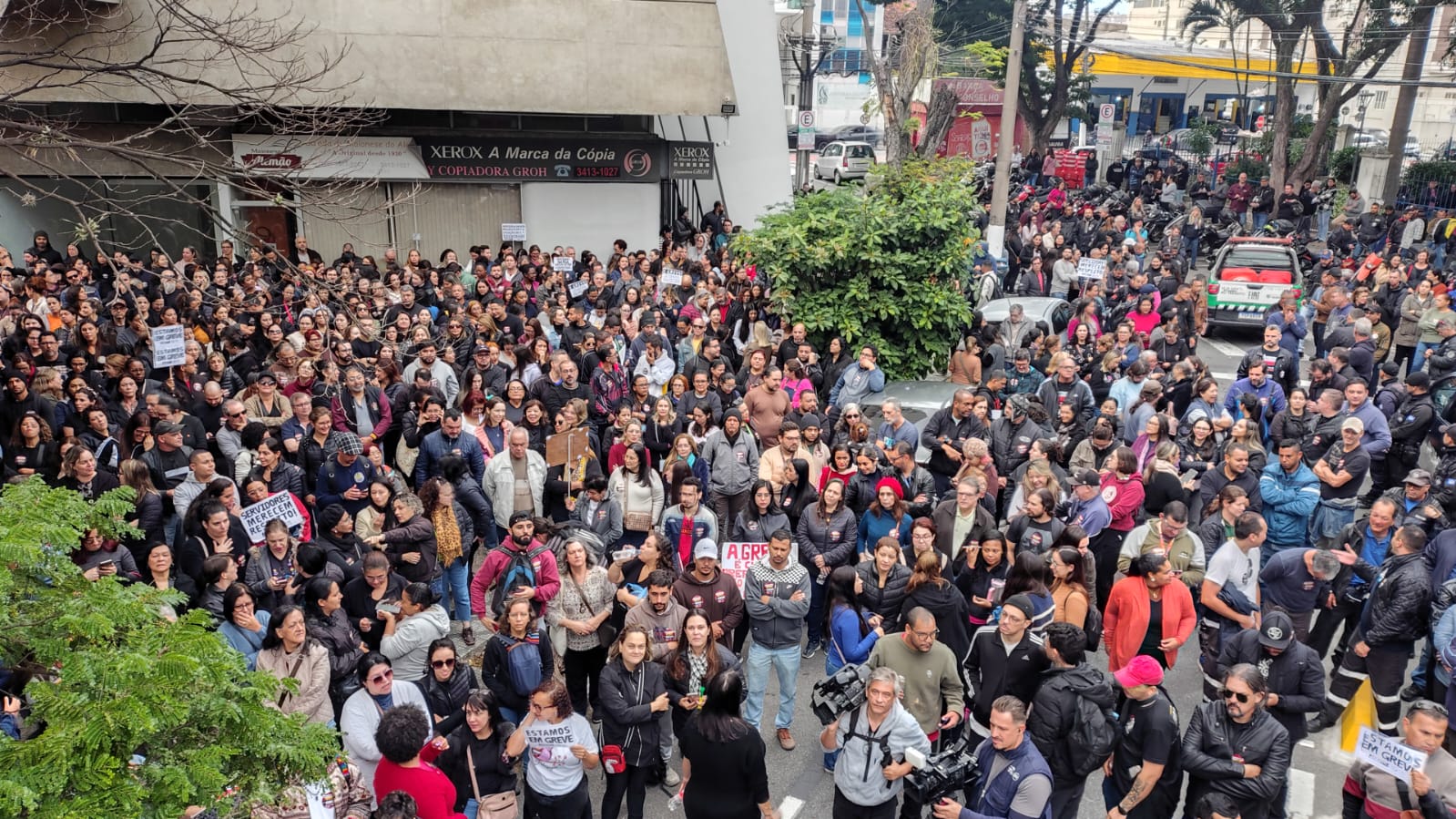 inicio-da-greve-dos-servidores-de-taubate