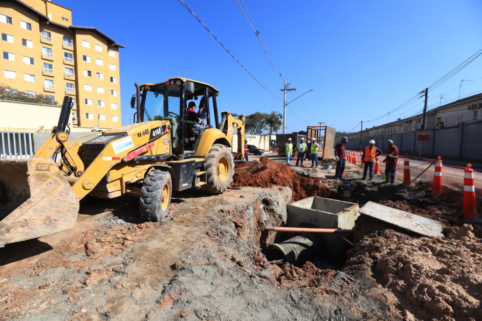 Duplicação da Avenida Malek Assad avança e tem frentes em 800 metros com obras em Jacareí 2 Duplicação da Avenida Malek Assad