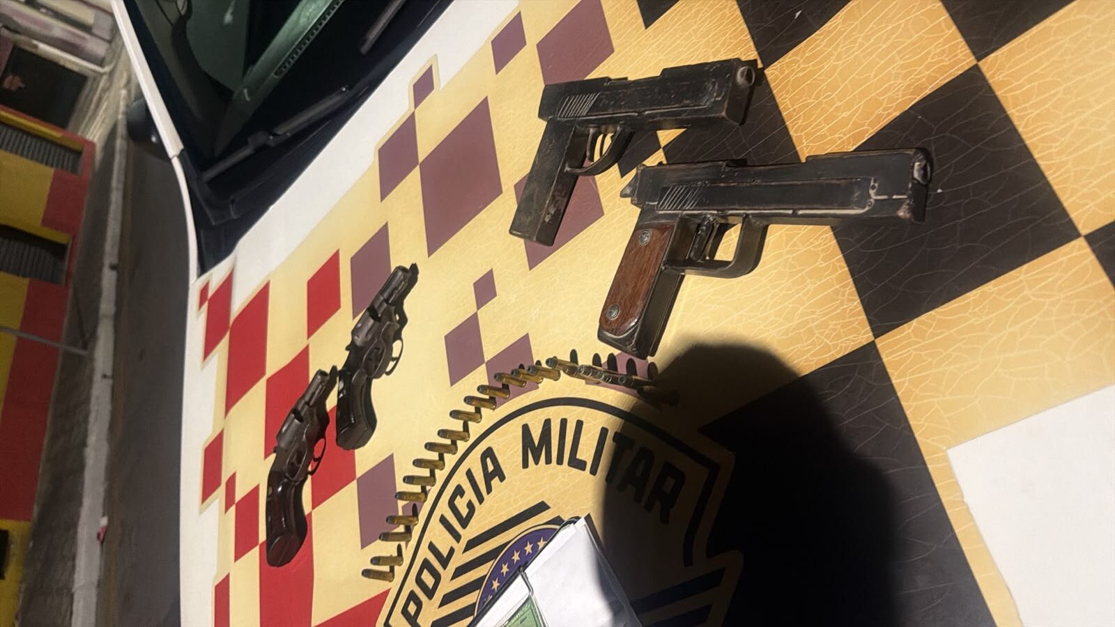 Homem é preso com armas com numeração suprimida e munições em Caçapava 21 armas com numeração suprimida