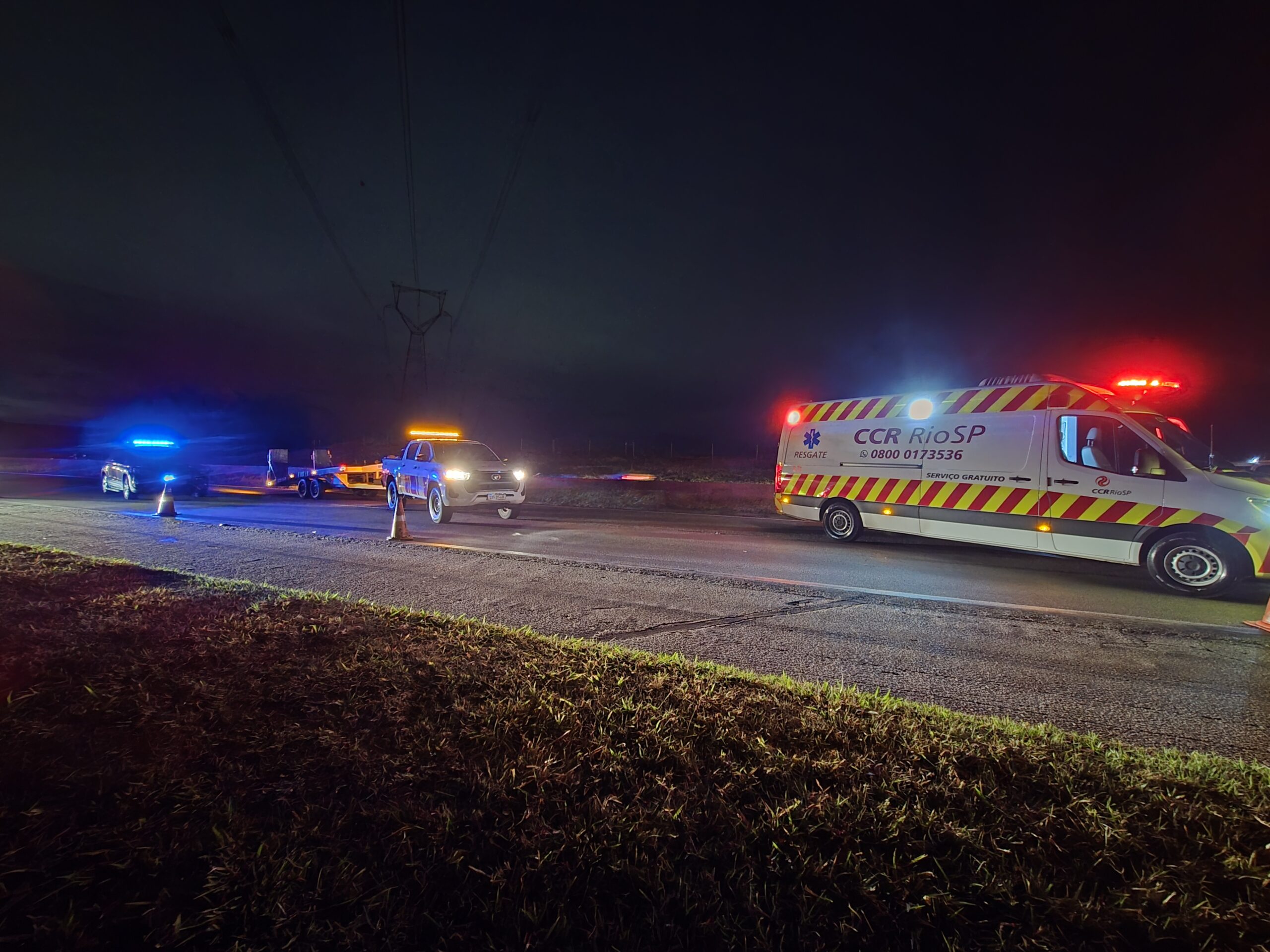 Acidente na Dutra em São José dos Campos deixa 3 mortos