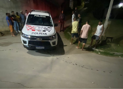 homicídio a facadas em saída de pesqueiro