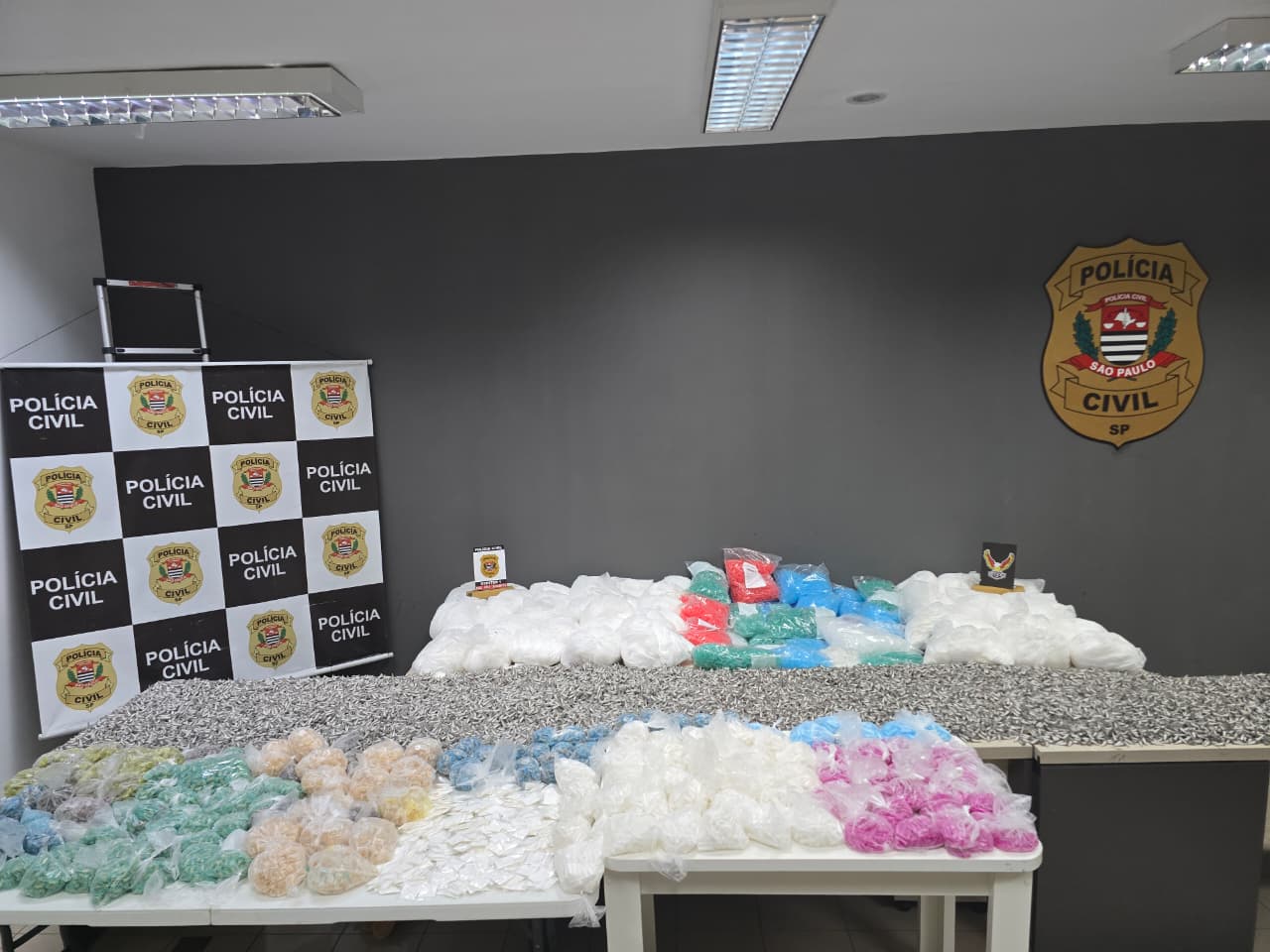 casa bomba" em São José dos Campos