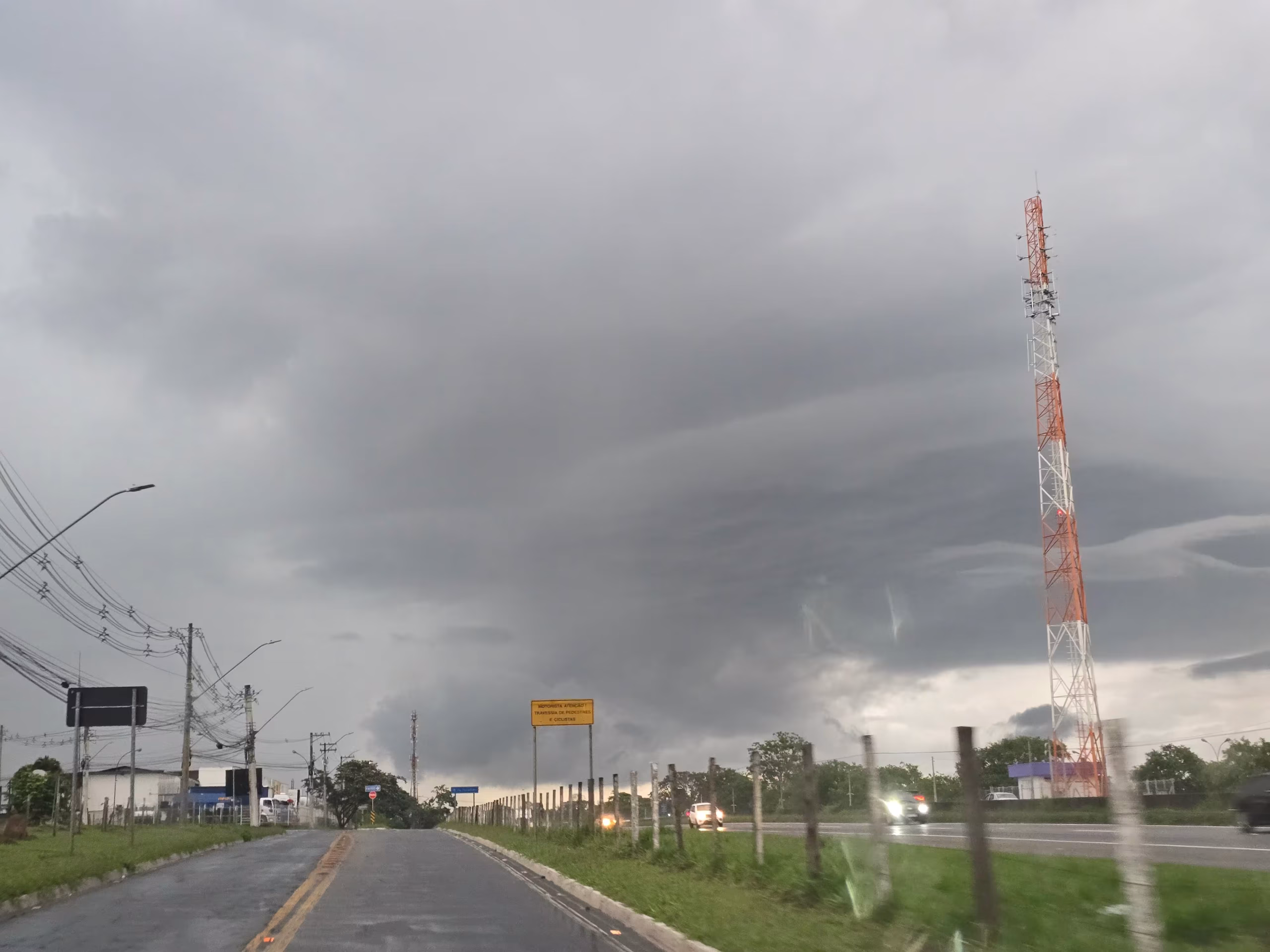 Defesa Civil alerta para chuva forte no Vale do Paraíba