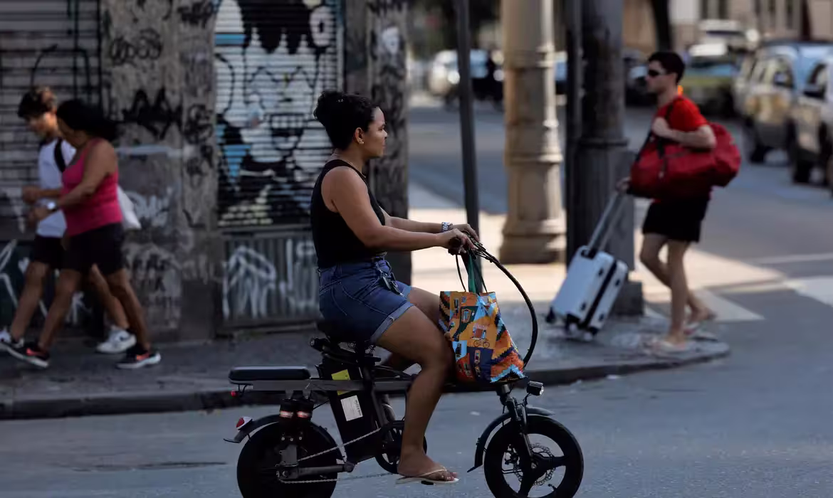 Taubaté cria regras para bicicletas elétricas e patinetes com capacete obrigatório e limite de velocidade 8 Taubaté cria regras para bicicletas elétricas