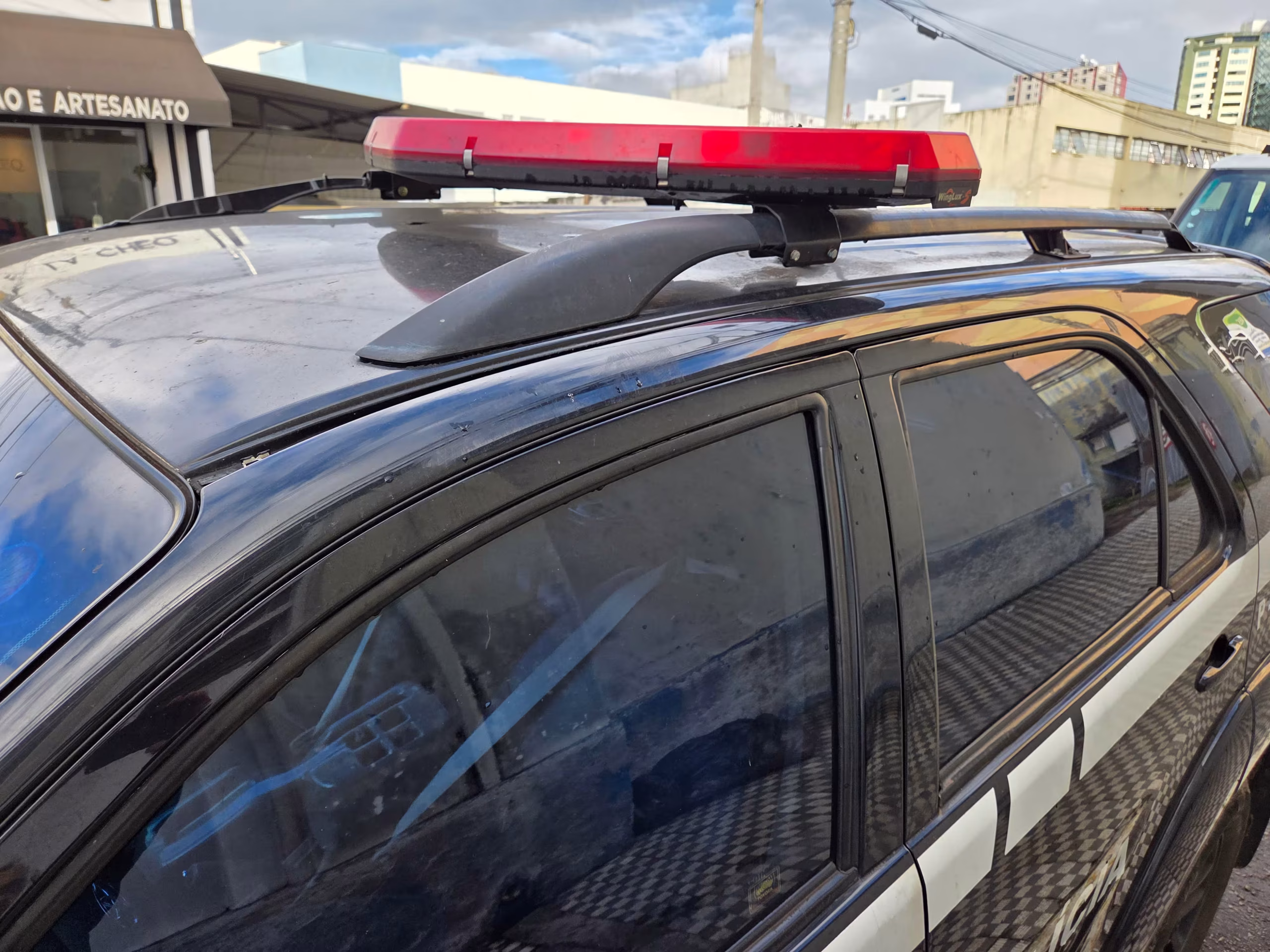 São Luiz do Paraitinga, tentativa de feminicídio, violência doméstica, Polícia Civil, Polícia Militar, Vale do Paraíba, mulher esfaqueada