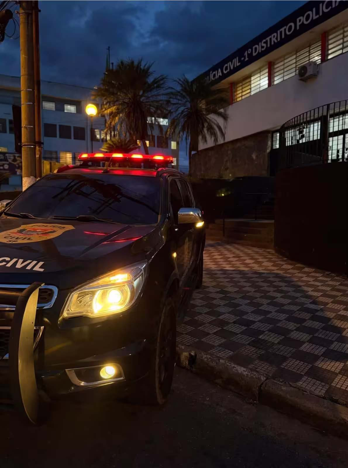 Troca de tiros deixa dois homens baleados em Jacareí