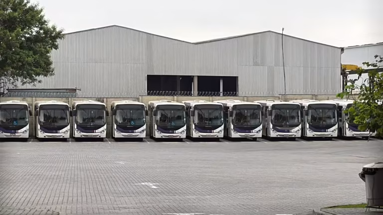 retomada dos ônibus em Taubaté